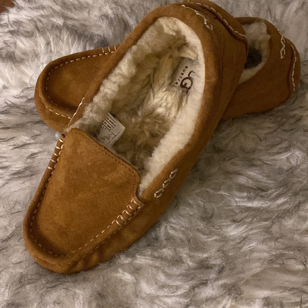 UGG Australia slip on fur shoes